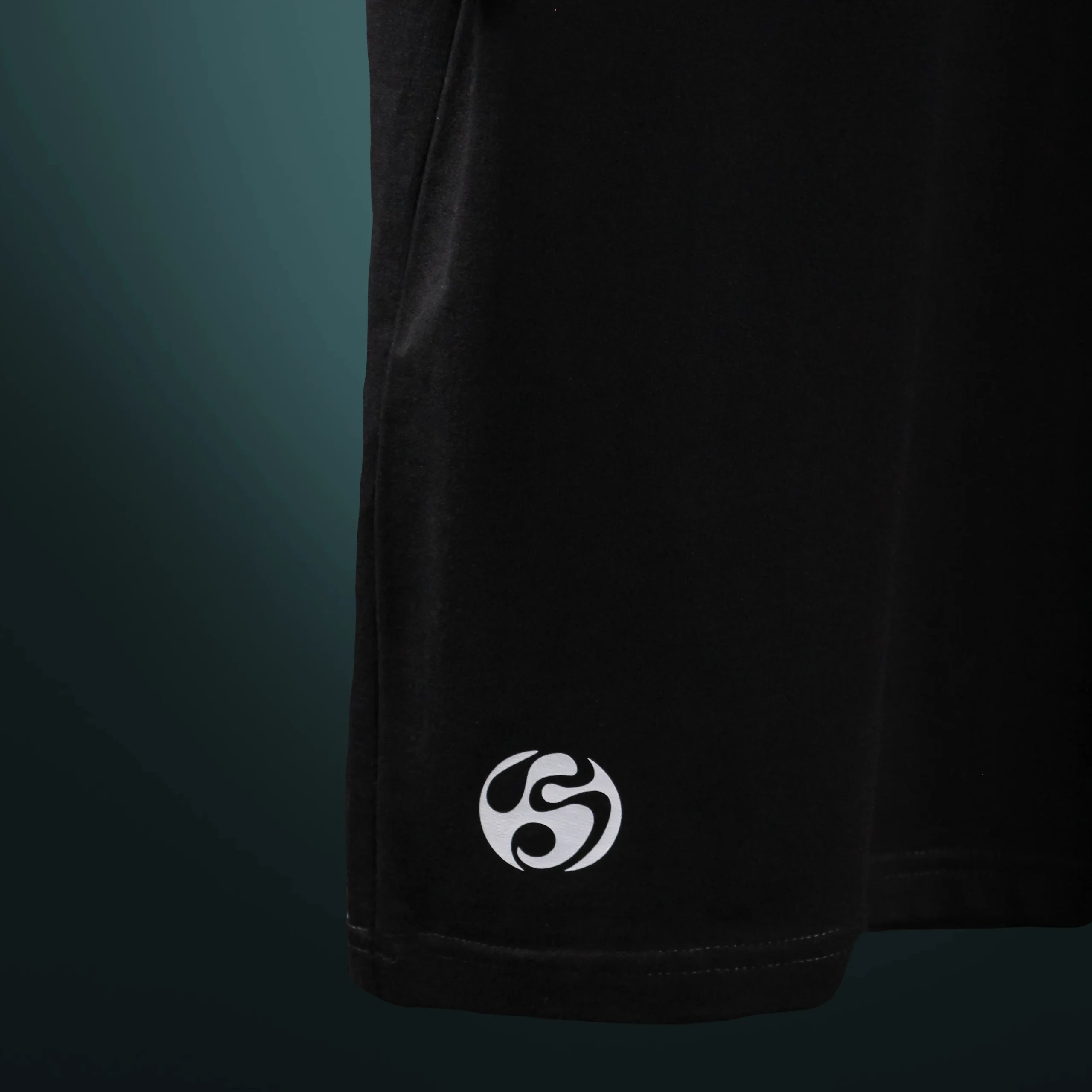 DARE TO RISE OVERSIZED T-SHIRT