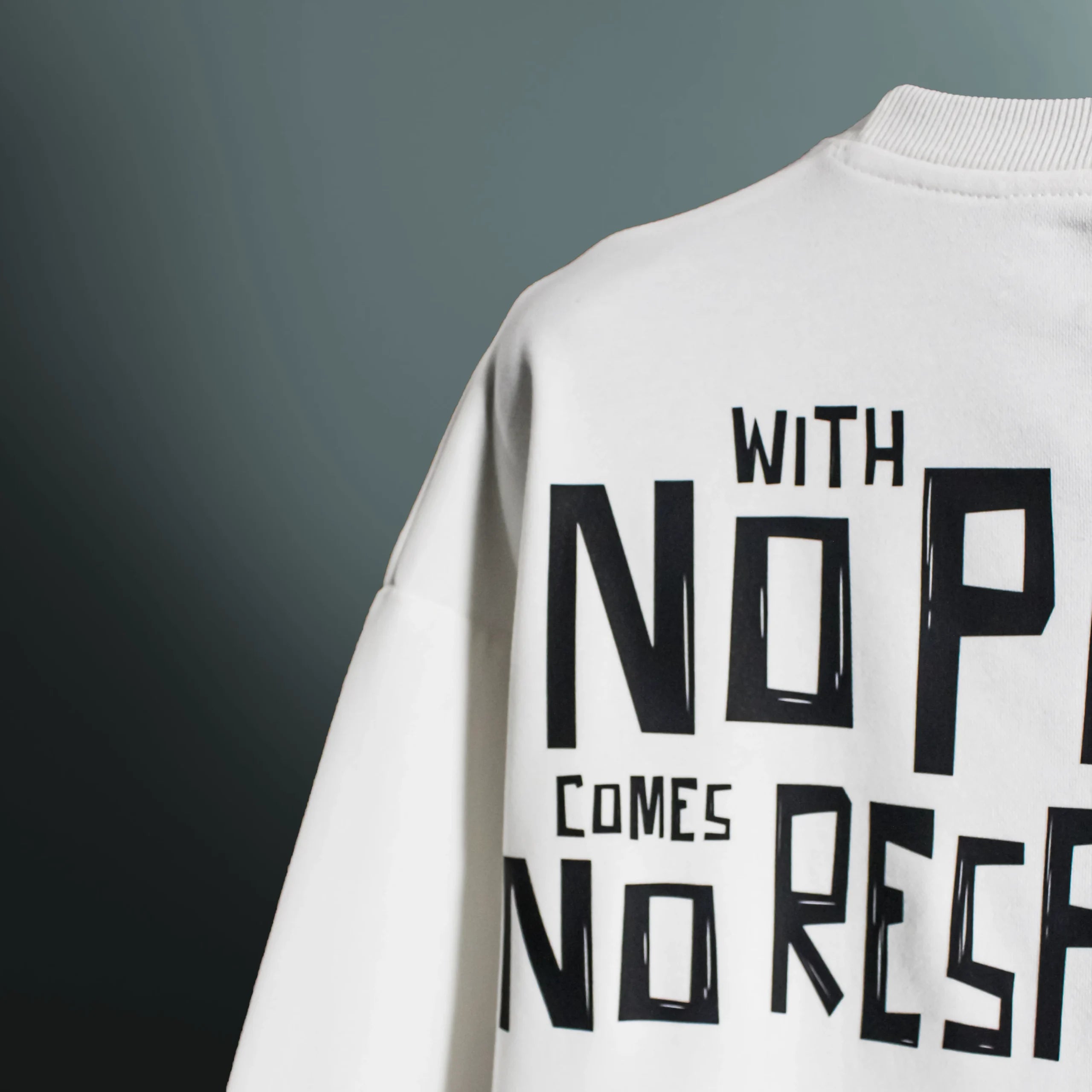 NO POWER NO RESPONSIBLITY OVERSIZED T-SHIRT